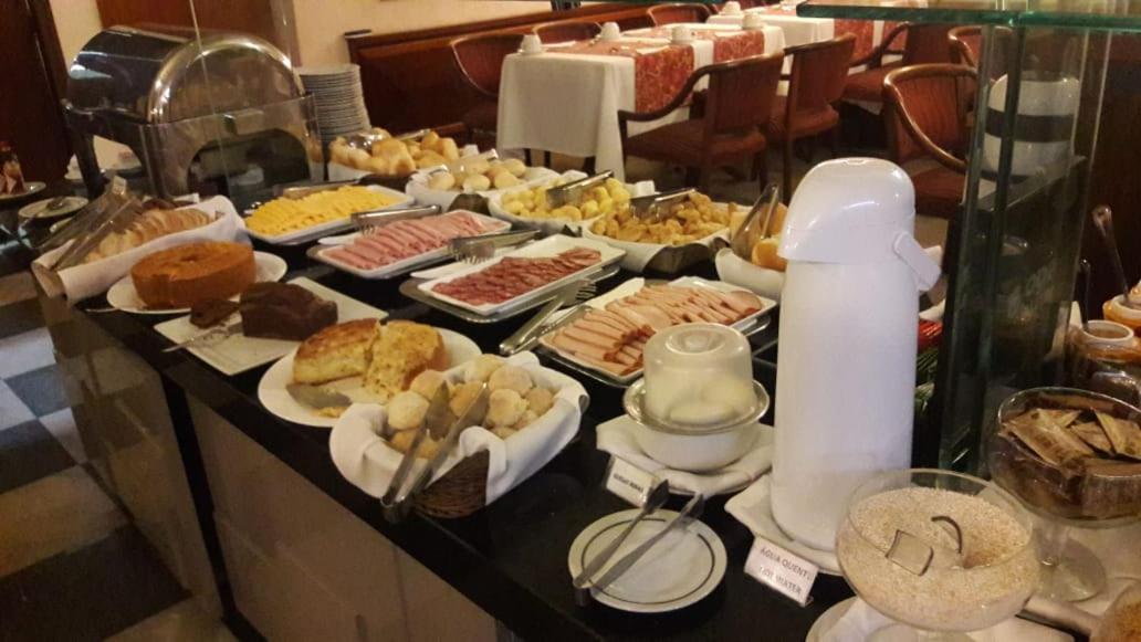 Alta Reggia Plaza Hotel Куритиба Екстериор снимка