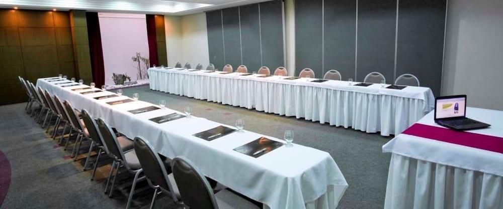 Alta Reggia Plaza Hotel Куритиба Екстериор снимка