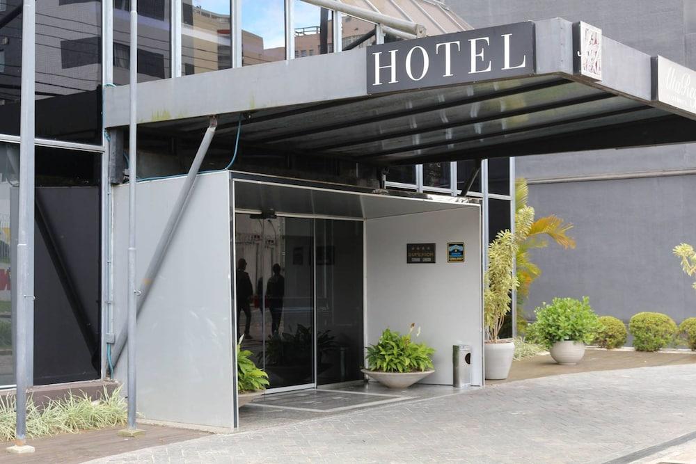 Alta Reggia Plaza Hotel Куритиба Екстериор снимка