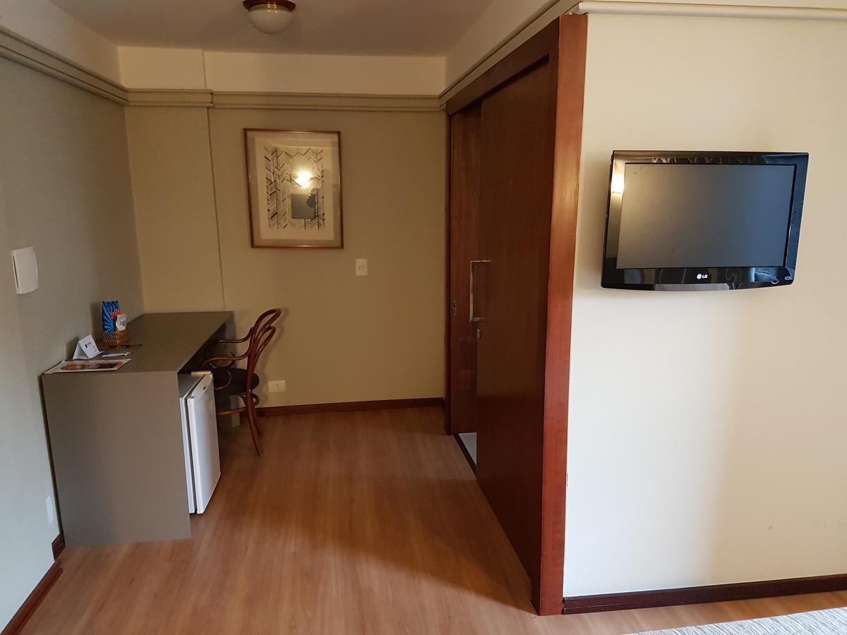 Alta Reggia Plaza Hotel Куритиба Екстериор снимка