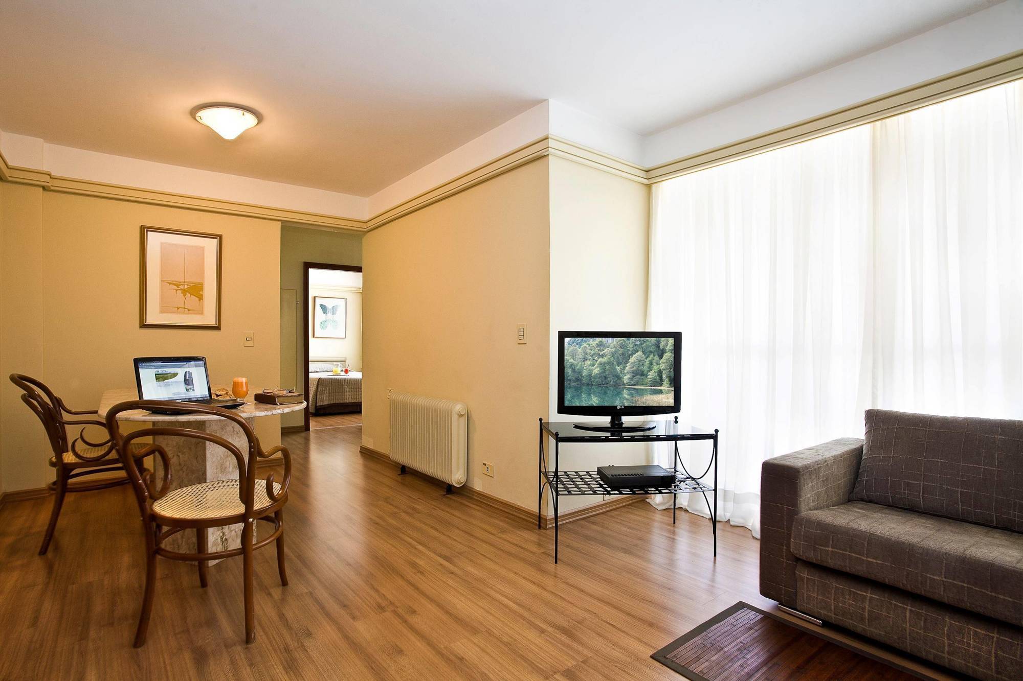 Alta Reggia Plaza Hotel Куритиба Екстериор снимка