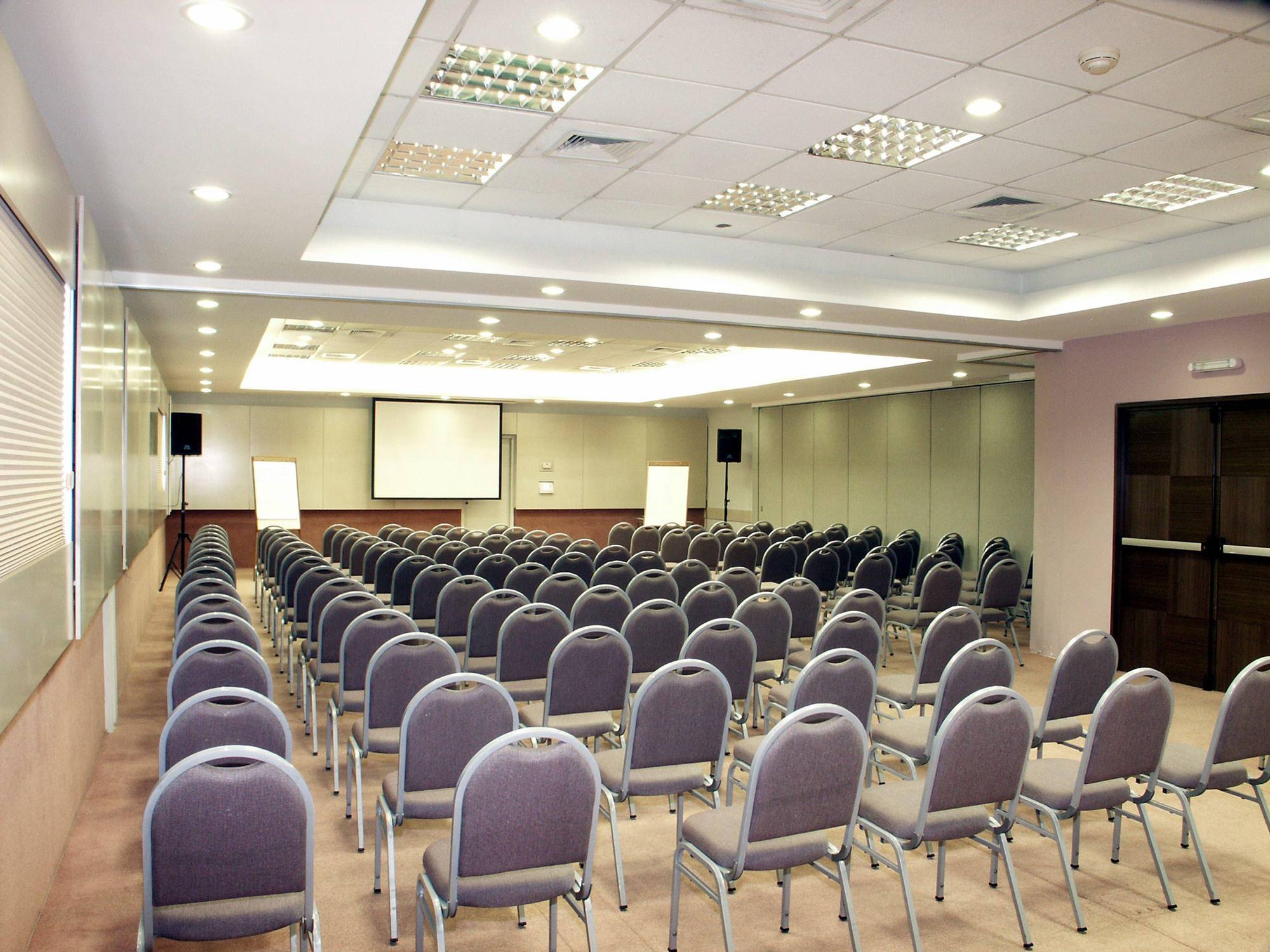 Alta Reggia Plaza Hotel Куритиба Екстериор снимка