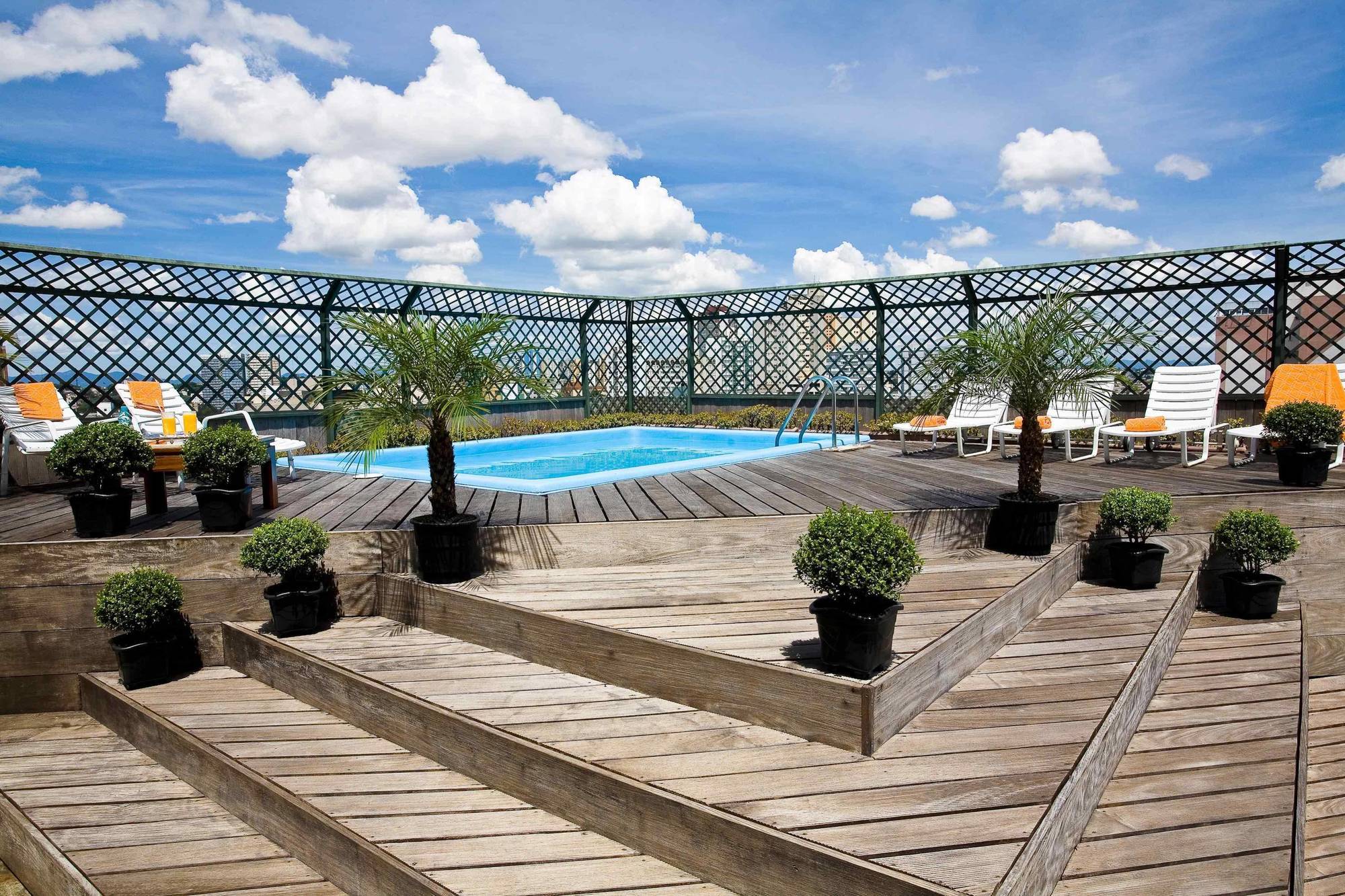 Alta Reggia Plaza Hotel Куритиба Екстериор снимка